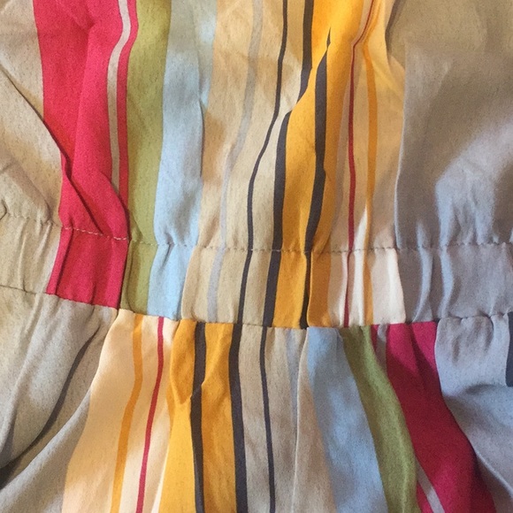 Retro Gray Multi Color Stripe High Low Detailed Top - Picture 7 of 9